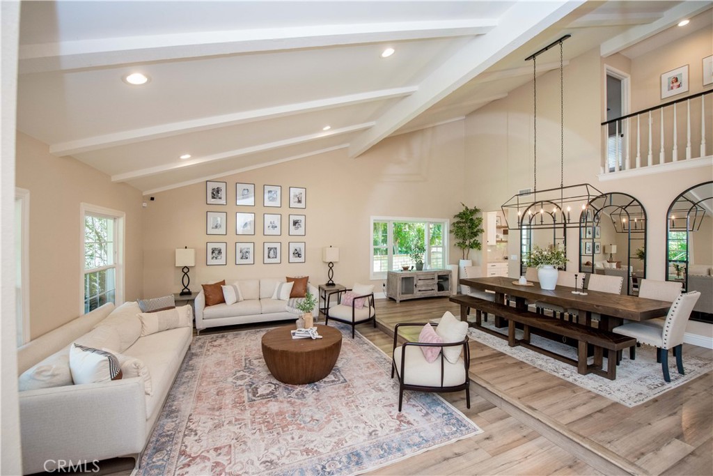270 S Riverwood