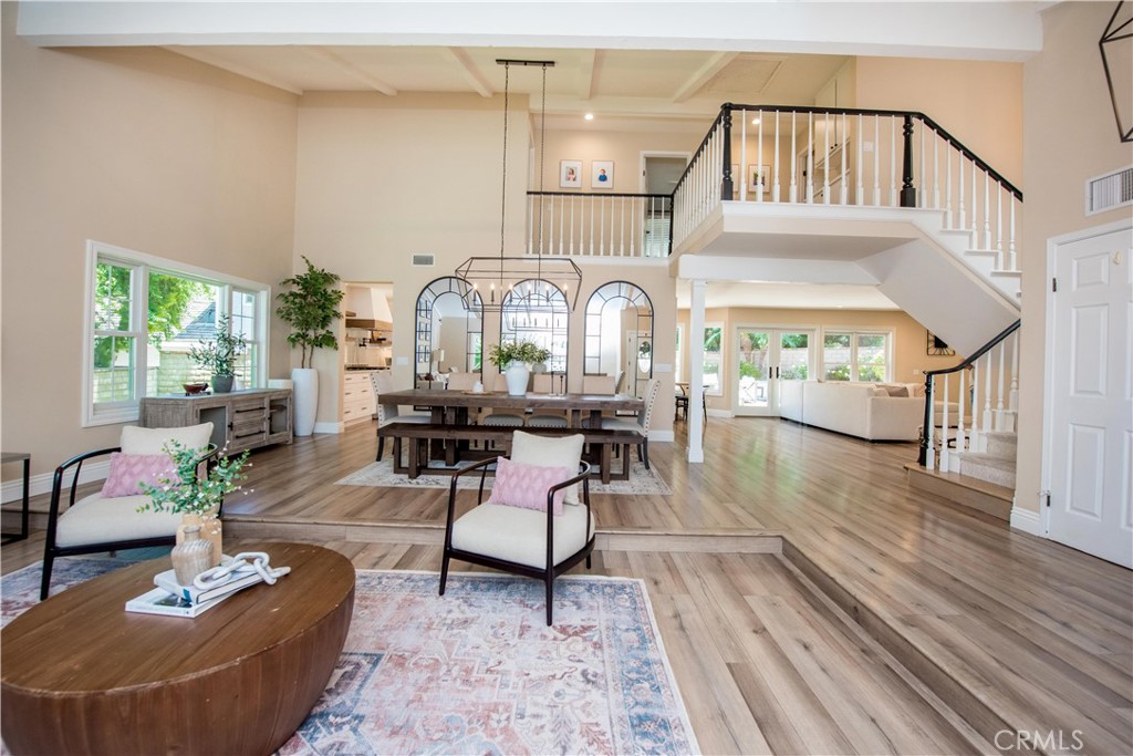 270 S Riverwood
