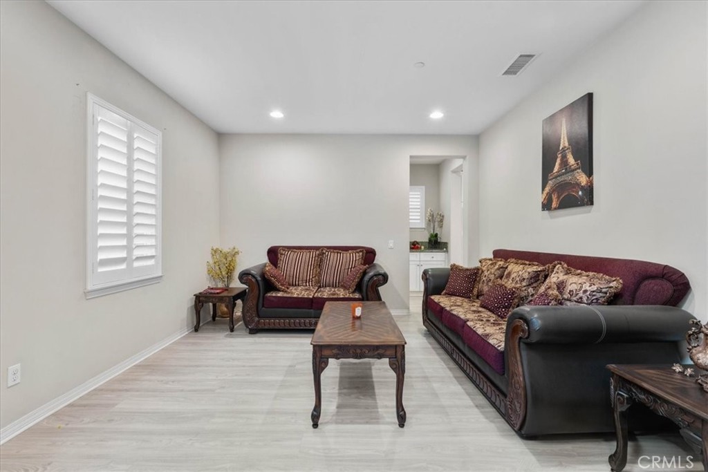 14134 Mountain Avenue