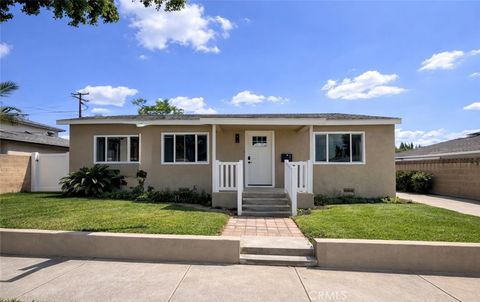 Photo of 608 Davis Ave, Montebello, CA 90640 (MLS # DW26073441)