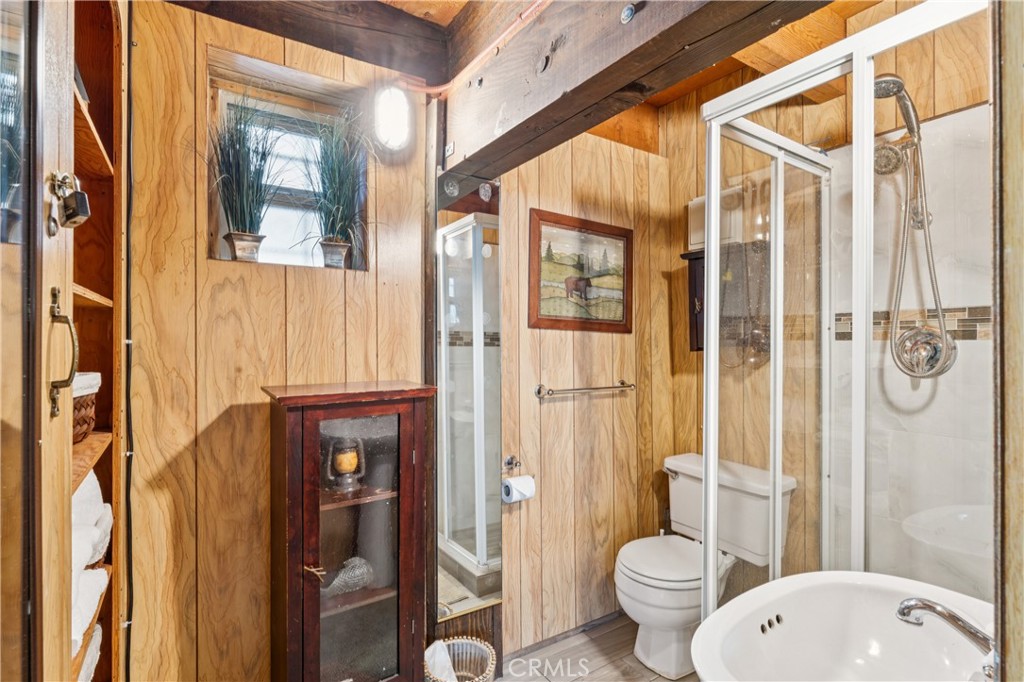 101 W Rainbow Boulevard