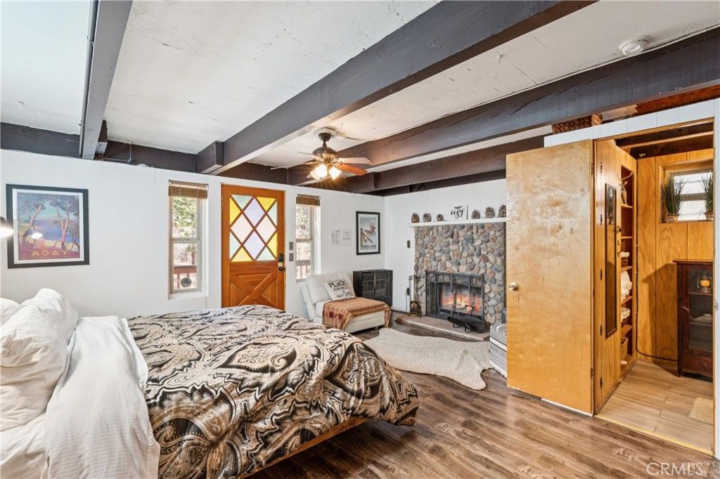 101 W Rainbow Boulevard