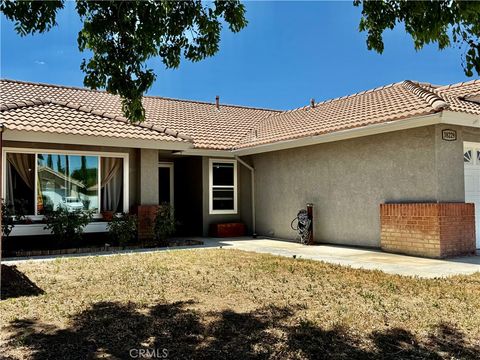 Photo of 38229 Mentor Court, Palmdale, CA 93550 (MLS # SR26114623)