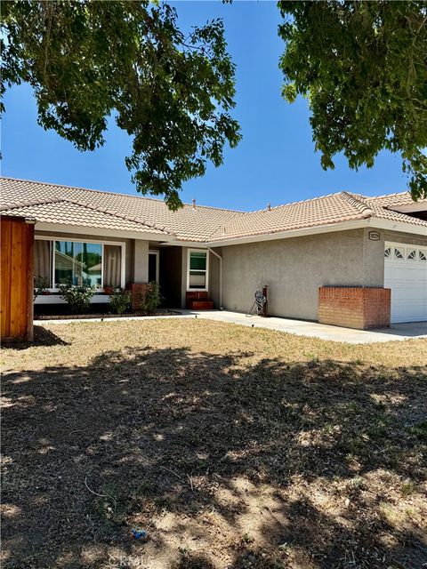 Photo of 38229 Mentor Court, Palmdale, CA 93550 (MLS # SR26114623)