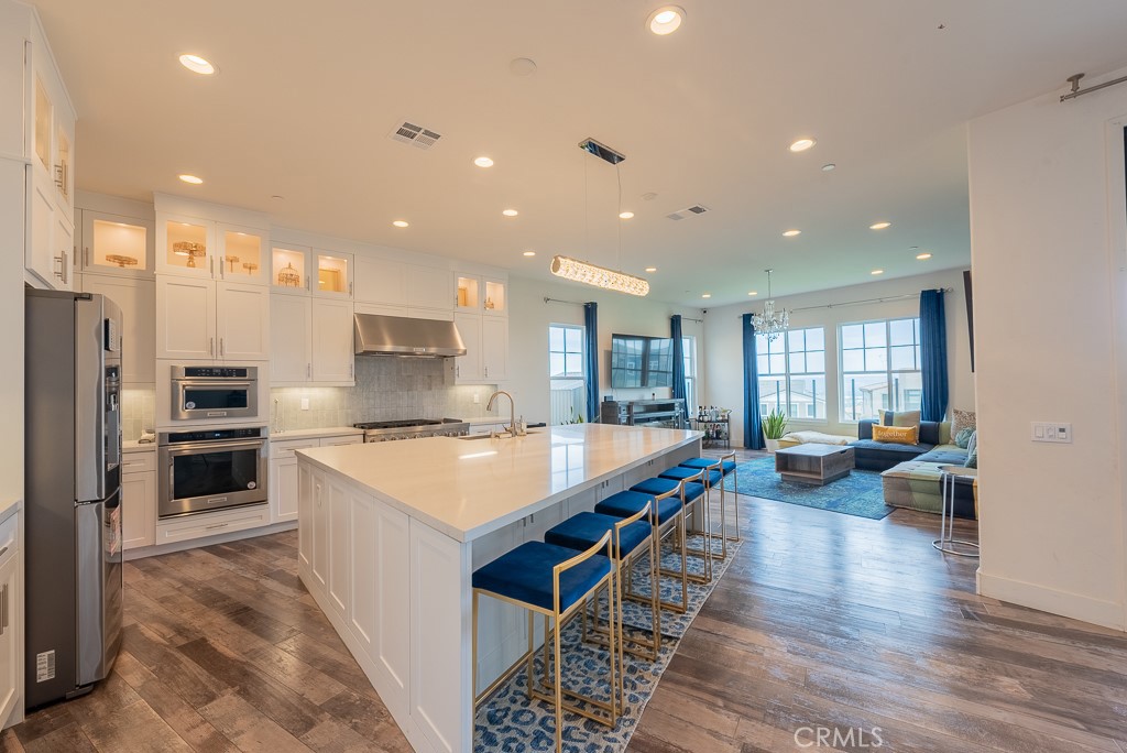 21132 W Citylights Drive