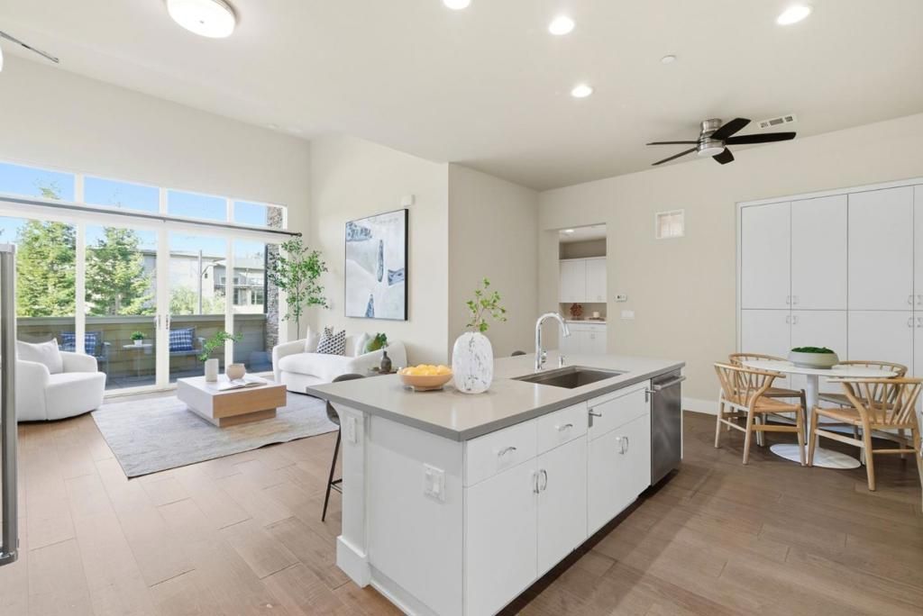 Photo of 889 N San Antonio Road #2020, Los Altos, CA 94022 (MLS # ML82029337)