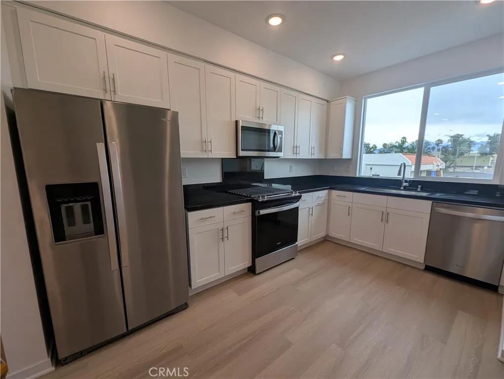 Colton, California 92324, United States, 3 Bedrooms Bedrooms, ,3 BathroomsBathrooms,Residential,Active,257675