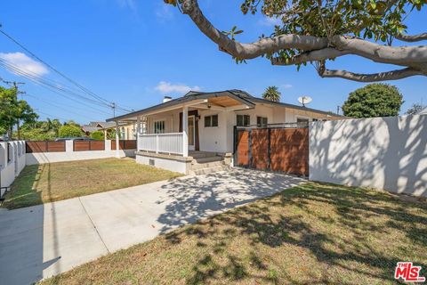 Photo of 519 Elm Avenue, Inglewood, CA 90301 (MLS # 26837031)