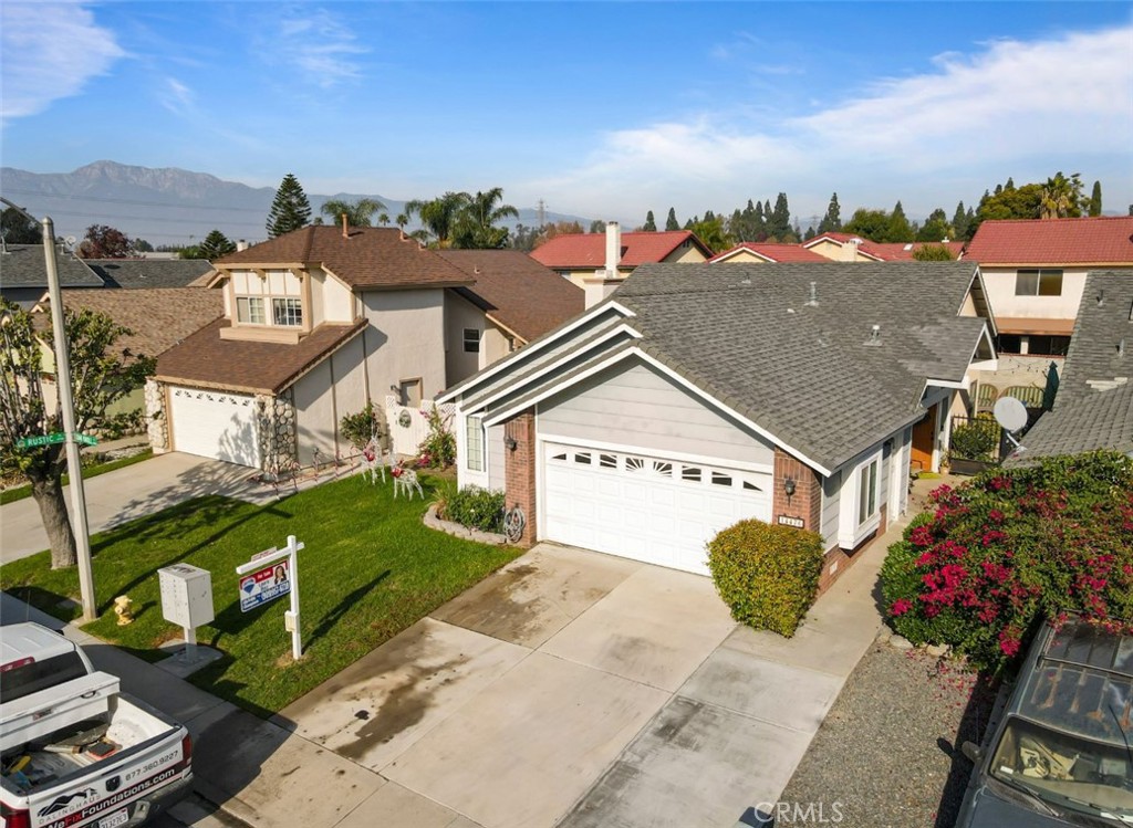 14476 Oak Knoll Court