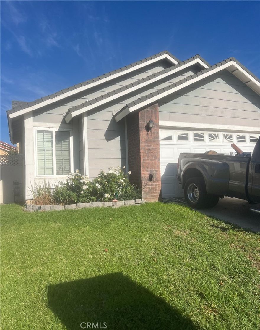 Charming 3 bedroom 2ba. Home.