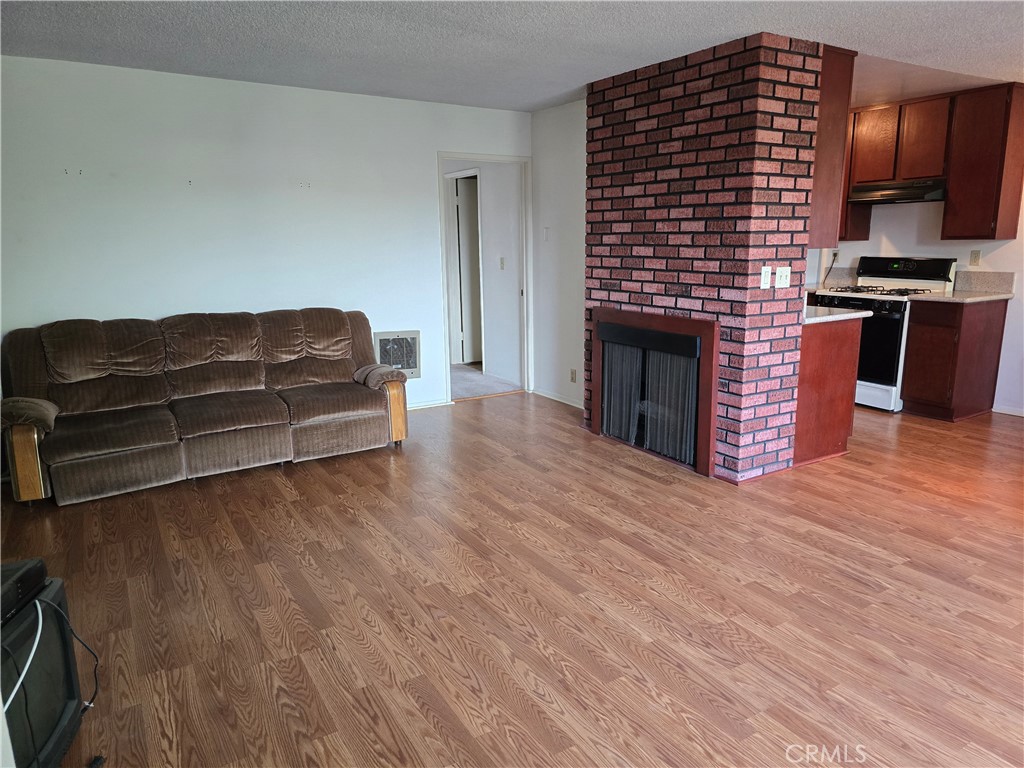 14807 Condon Avenue 220