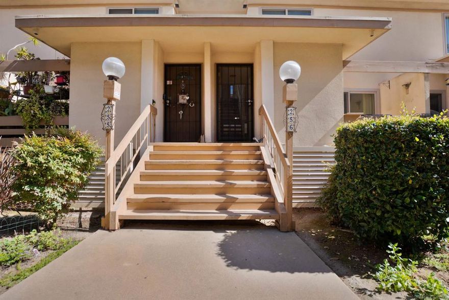 Welcome Home. This charming 2-bedroom, 1.5-bath home offers the perfect blend of comfort and convenience in one of Point Loma’s most desirable communities. Step inside to discover a spacious living and dining area with laminate flooring throughout, providing a clean and modern touch. The kitchen offers functionality and potential ready for your personal updates and design vision. Enjoy the resort-style amenities this community has to offer, including lush open greenbelts, a sparkling pool and spa, BBQ area, tennis courts, and a clubhouse. perfect for relaxing or entertaining with friends and family. Located just minutes from beautiful San  beaches, shopping, dining, and Point Loma middle and high school. Home is ready to make it your own. This is a great starter home or investment opportunity.