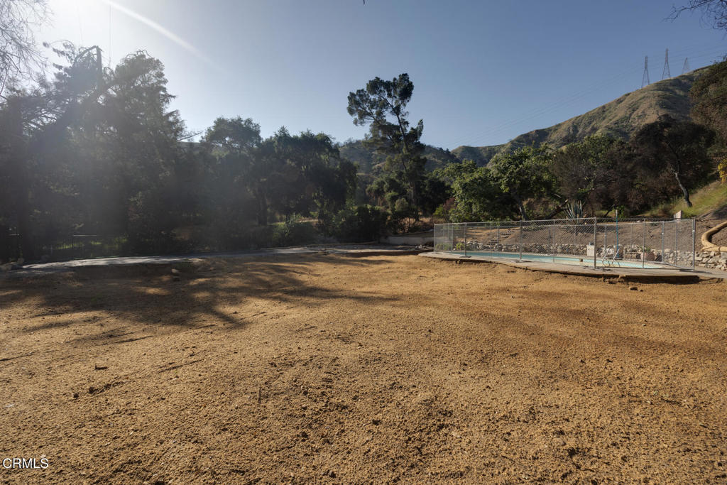 4011 Alzada Road