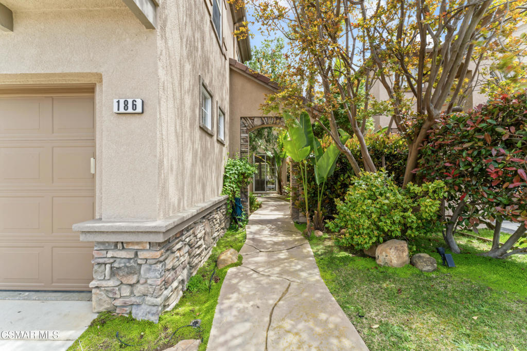186 Parkside Drive