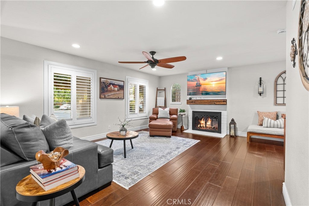 2817 Ridgewood
