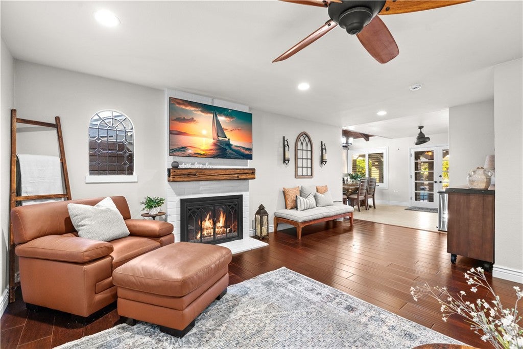 2817 Ridgewood