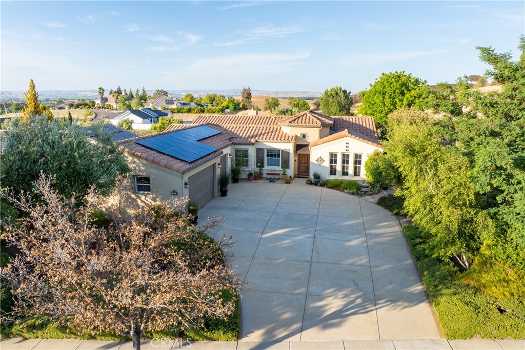 961 Vista Cerro Dr