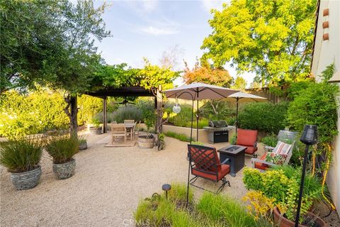 Tiny photo for 961 Vista Cerro Dr DR, Paso Robles, CA 93446 (MLS # NS26113315)