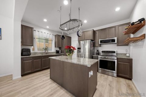 Photo of 1705 Pantai Ave Ave, Chula Vista, CA 91913 (MLS # 260012706SD)