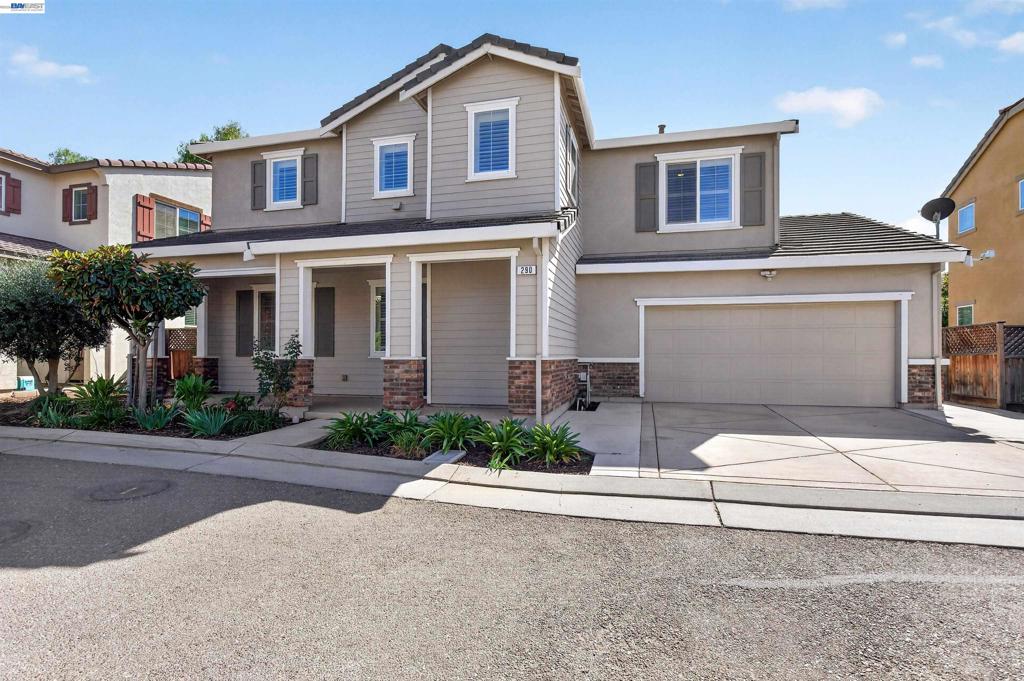 290 W Santa Clara Dr