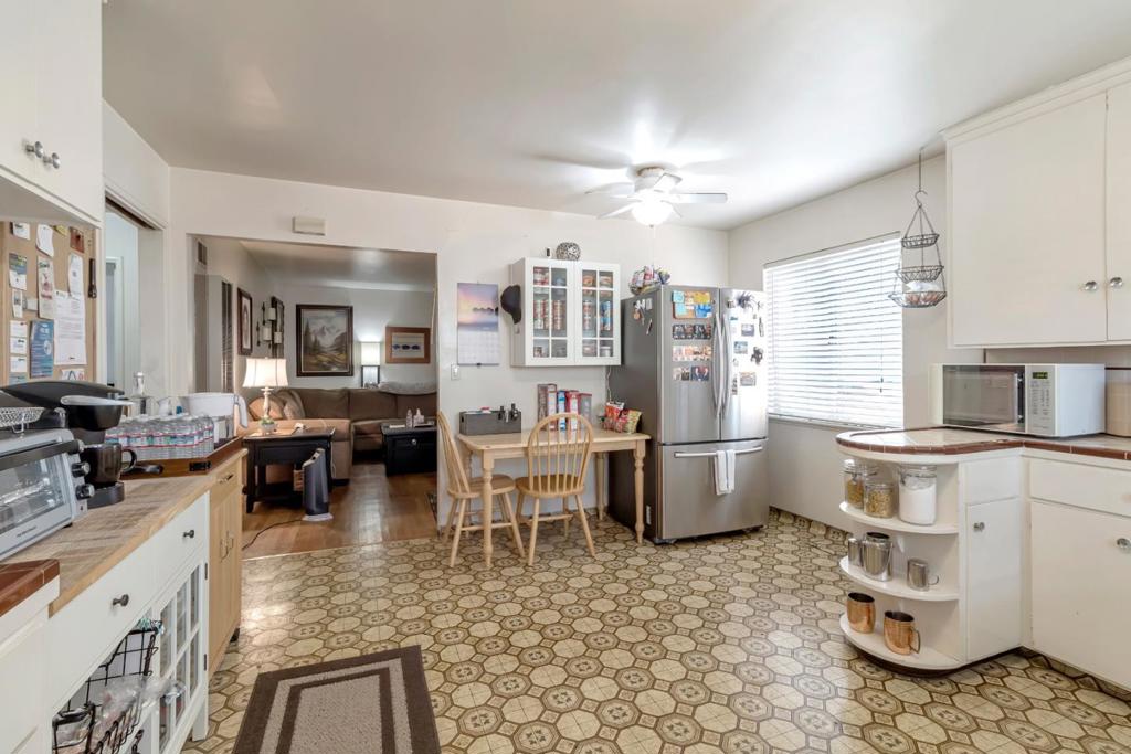 2085 Lynnhaven Drive