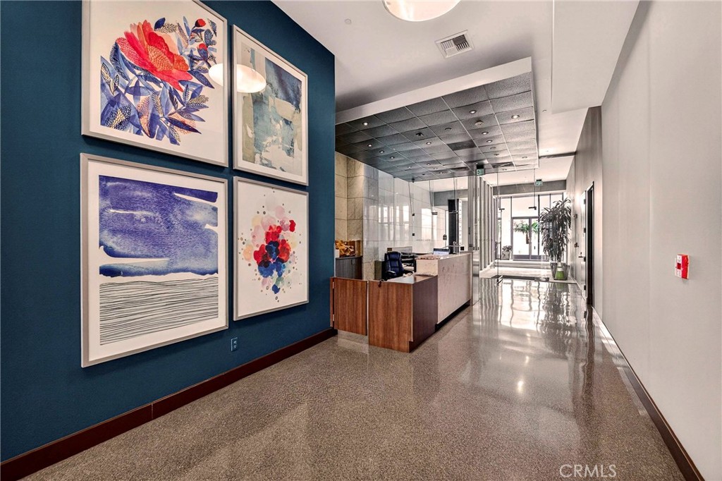 3810 Wilshire Boulevard 909