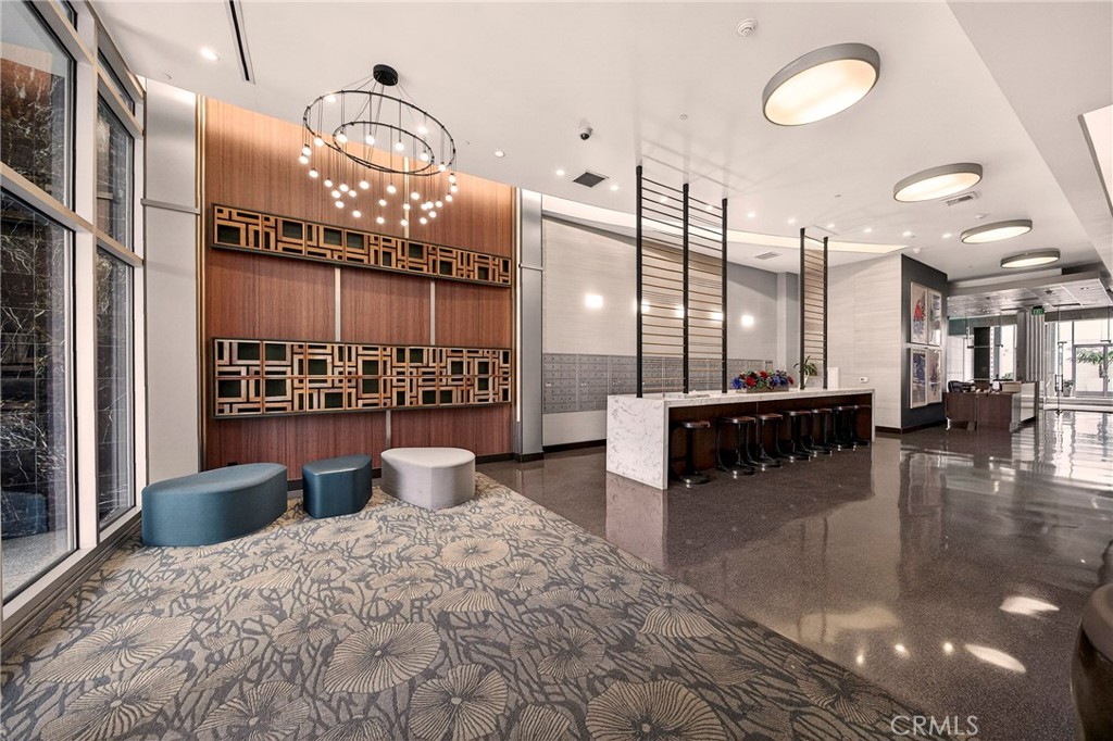 3810 Wilshire Boulevard 909