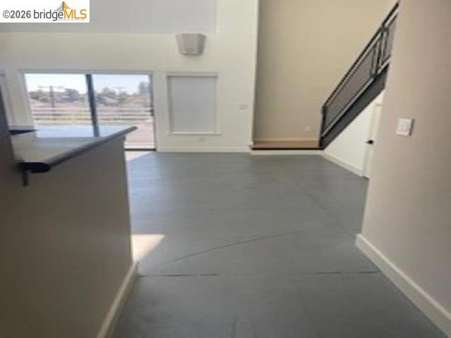 850 W Grand Ave 17