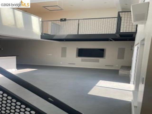 850 W Grand Ave 17