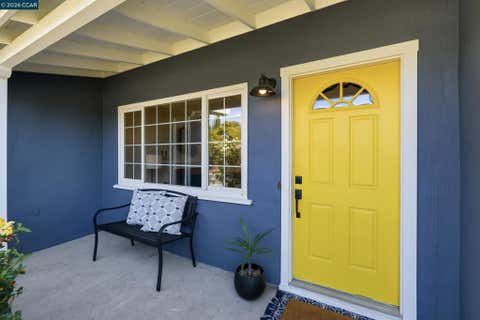 Photo of 77 Cleopatra Dr DR, Pleasant Hill, CA 94523 (MLS # 41145135)