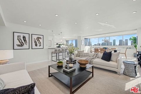 Photo of 865 Comstock Avenue #10D, Los Angeles, CA 90024 (MLS # 26651037)