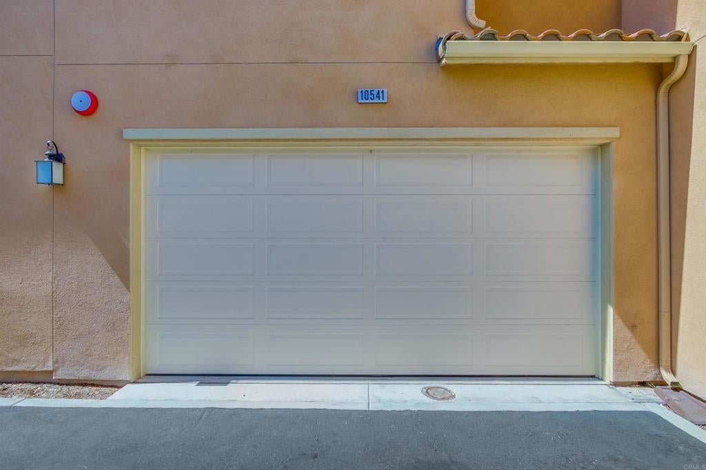 10541 Graphite Street