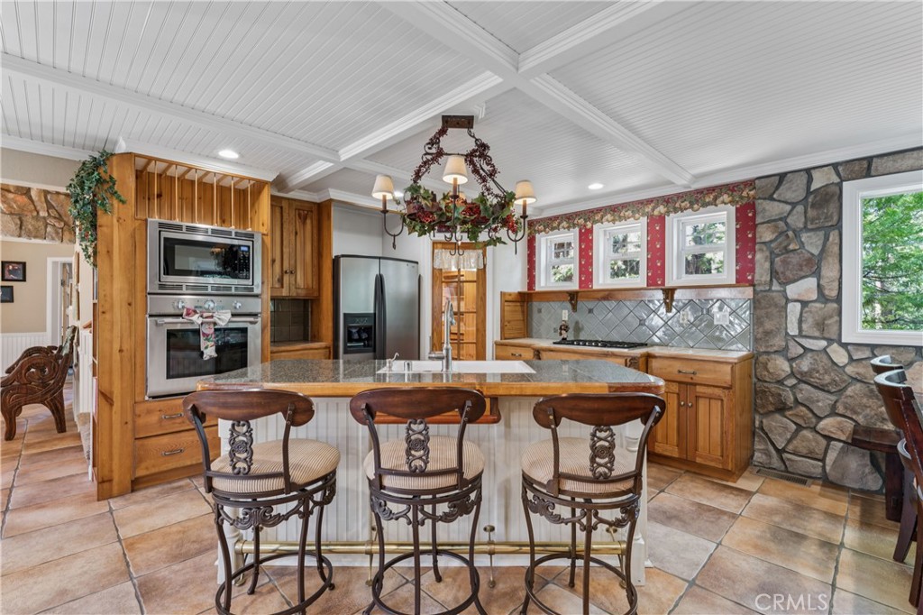 234 Crest Circle