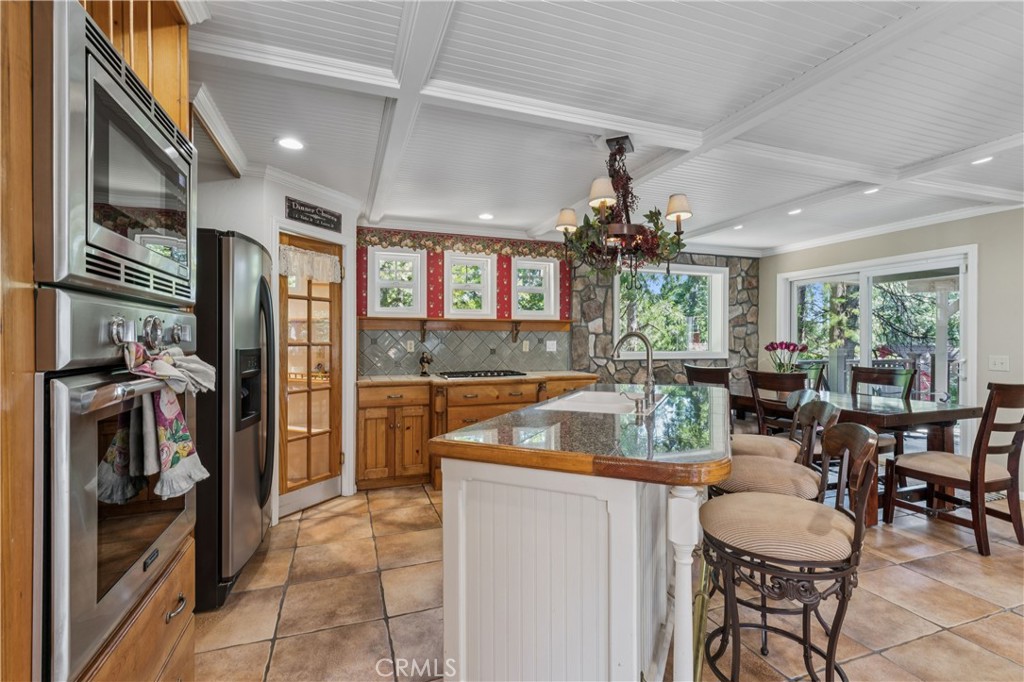 234 Crest Circle