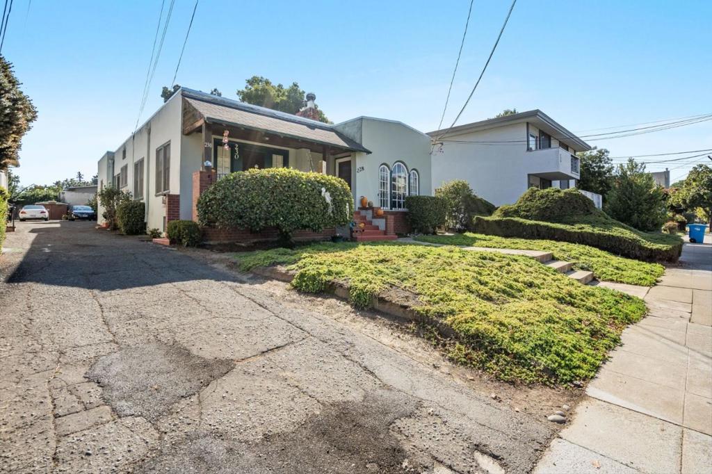 228 State Street in San Mateo represents an exclusive opportunity to purchase a multifamily property in one of the best areas on the Peninsula. With four occupied units this property presents an attractive opportunity for both seasoned investors and those new to the market. Don't miss your chance to own a slice of the real estate in a very convenient peninsula location. Perfectly situated between San Mateo and Downtown Burlingame 228 State Street will continue to remain a highly desirable location. Unit 1 and 2 have in unit washer and dryers. 232 State street also for sale and allows an investor to an assemblage for future development. Seller may consider owner financing