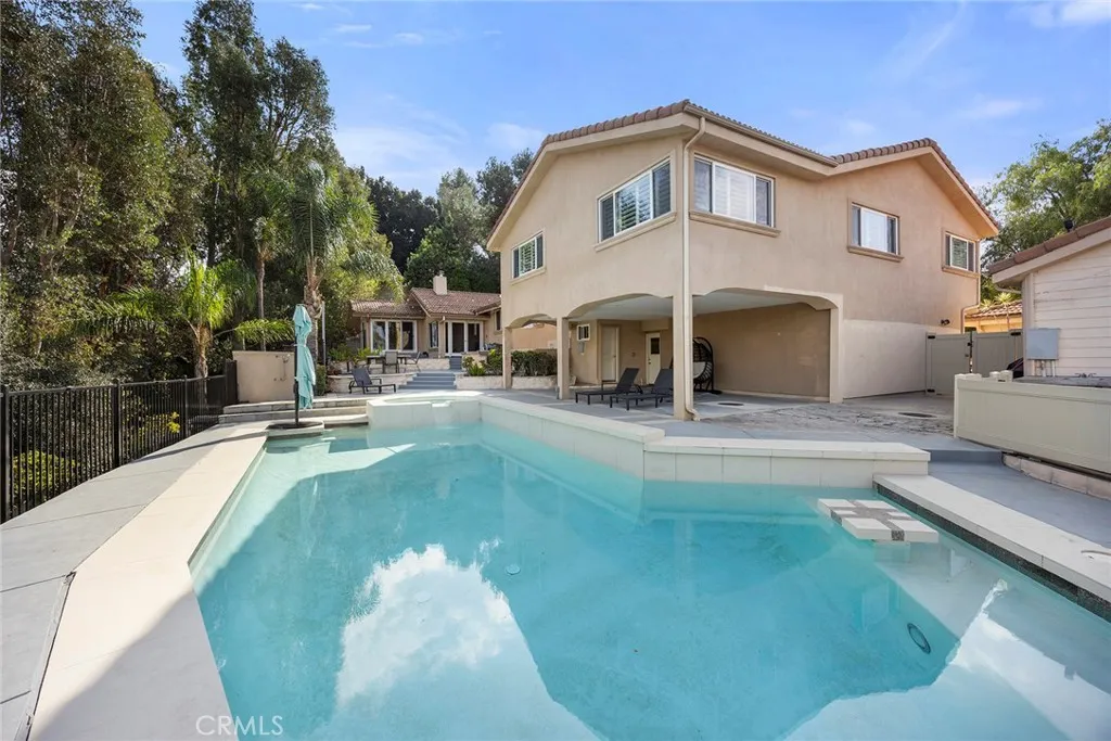 Anaheim Hills, California 92808, United States, 10 Bedrooms Bedrooms, ,9 BathroomsBathrooms,Residential,Active,243678