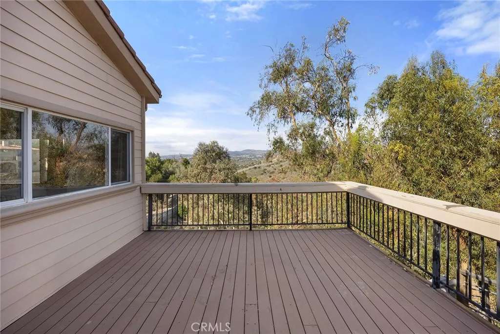 Anaheim Hills, California 92808, United States, 10 Bedrooms Bedrooms, ,9 BathroomsBathrooms,Residential,Active,243678