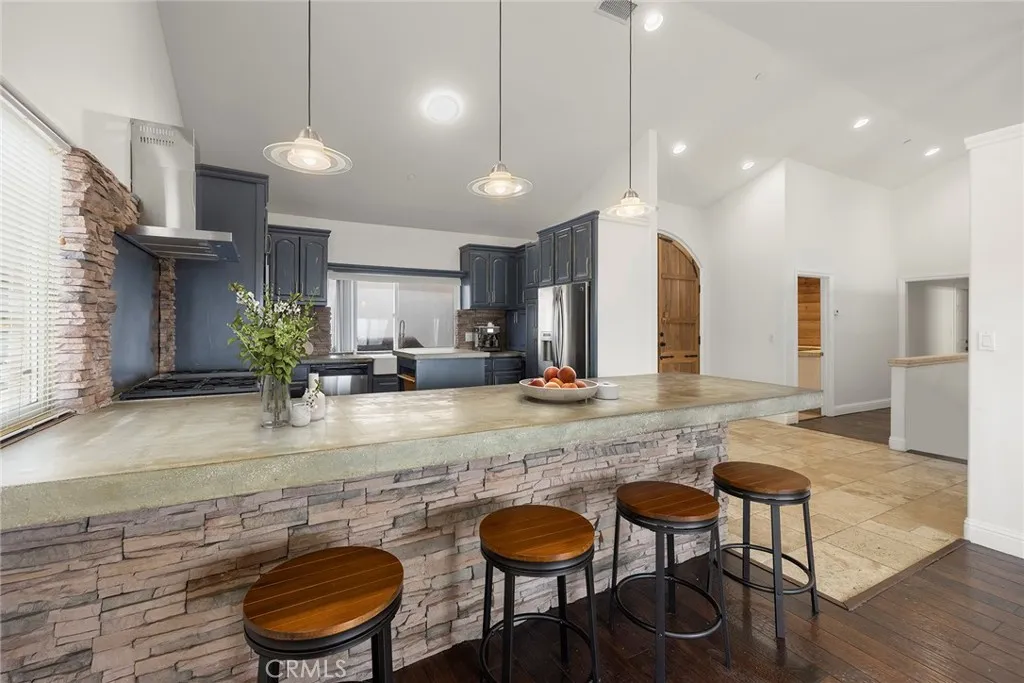 Anaheim Hills, California 92808, United States, 10 Bedrooms Bedrooms, ,9 BathroomsBathrooms,Residential,Active,243678