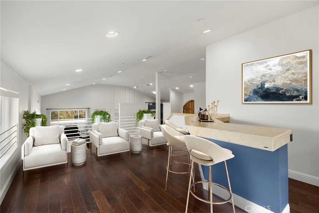 Anaheim Hills, California 92808, United States, 10 Bedrooms Bedrooms, ,9 BathroomsBathrooms,Residential,Active,243678