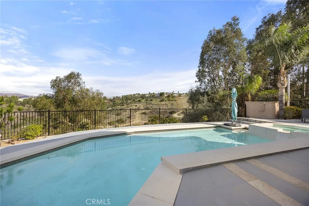 Anaheim Hills, California 92808, United States, 10 Bedrooms Bedrooms, ,9 BathroomsBathrooms,Residential,Active,243678