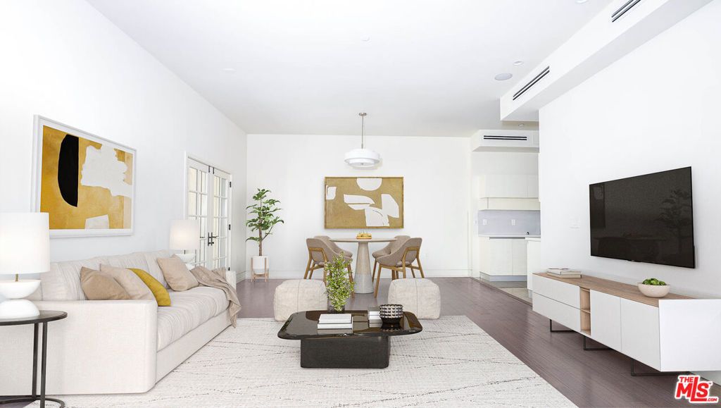 Photo of 225 S Hamilton Drive #102, Beverly Hills, CA 90211 (MLS # 26659477)