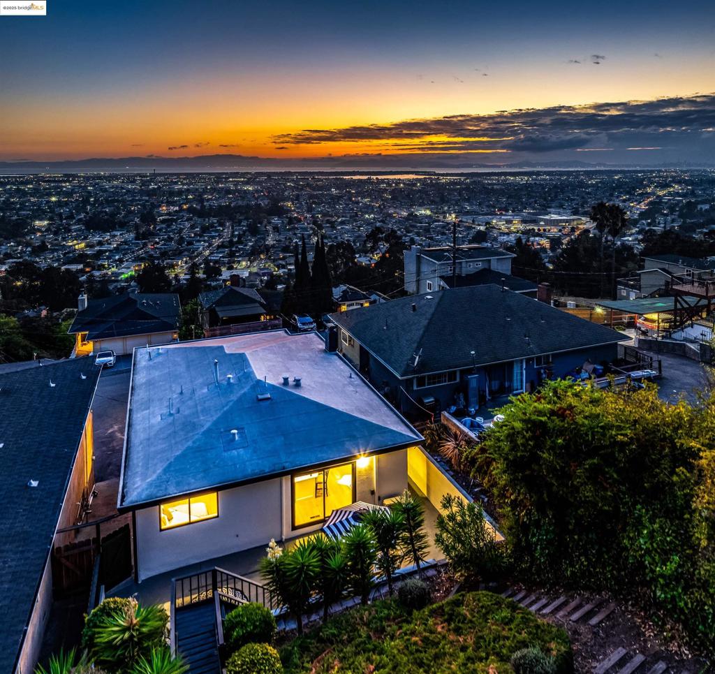 KING ESTATES - Residential