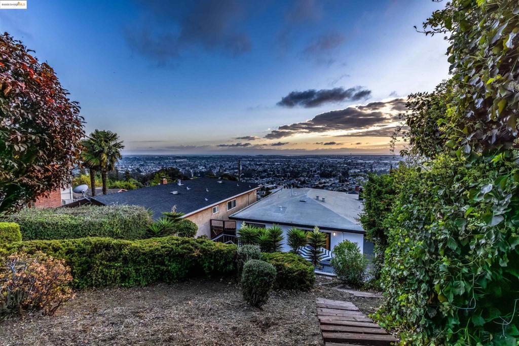 KING ESTATES - Residential