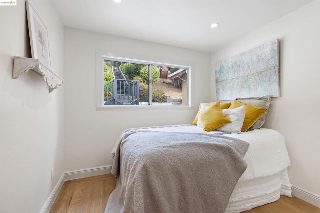 KING ESTATES - Residential