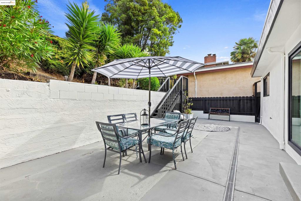 KING ESTATES - Residential