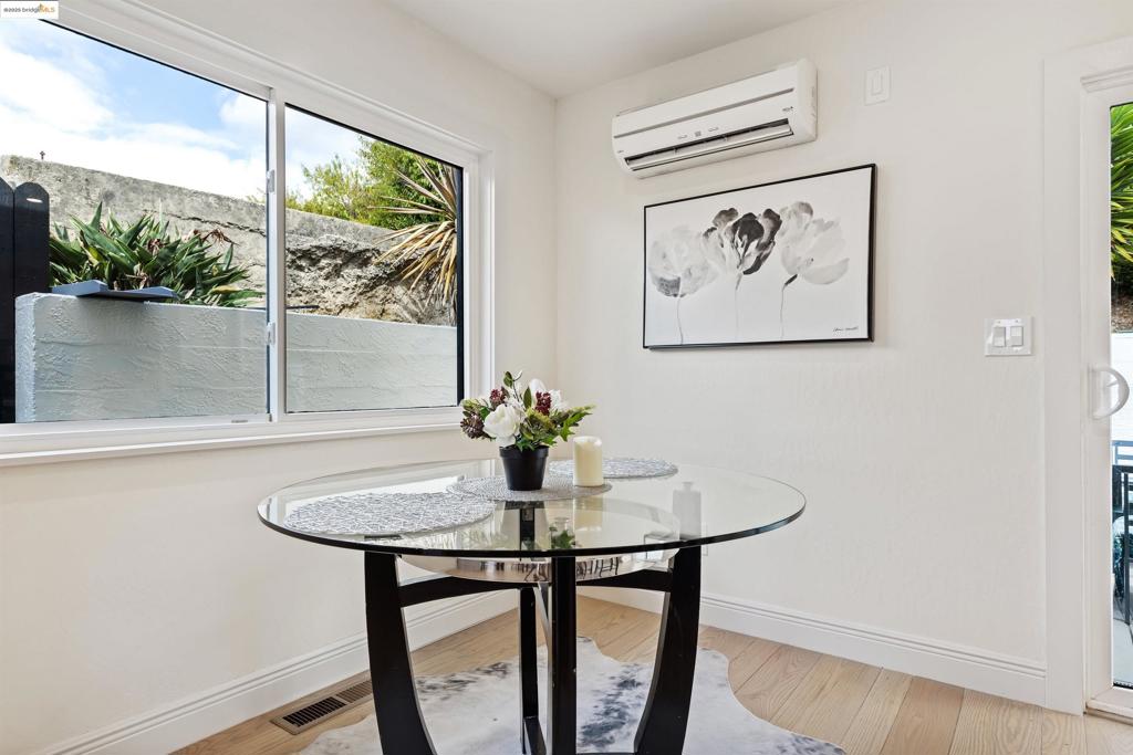 KING ESTATES - Residential