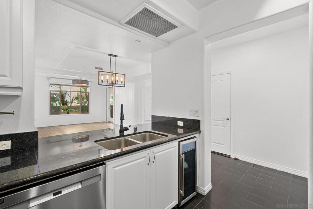 8211 Station Village Ln 1111