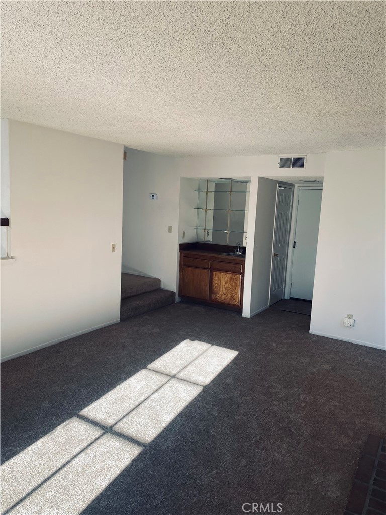 121 S Panorama Drive