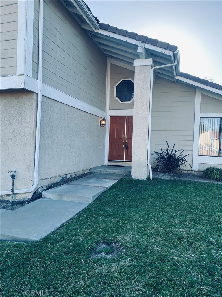 121 S Panorama Drive