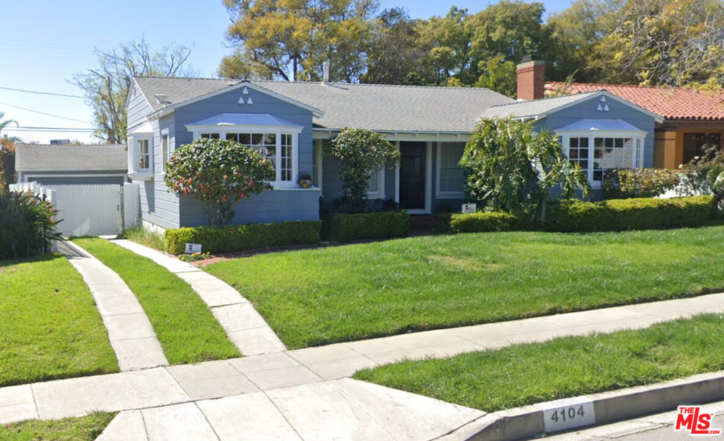 Mid-century home, is ideally situated in the desirable View Park-Windsor Hills area, offering a perfect blend of comfort and convenience. 3 spacious bedrooms and 1 bathroom, ample space for family living. Living room, additional family area, and dedicated dining room create a warm and welcoming atmosphere. Throughout the home, hardwood floors. The expansive rear yard is a highlight of the property, offering an ideal space for entertaining guests or simply enjoying the pleasant Southern California evenings. Its proximity to key amenities such as shopping centers, entertainment venues, sporting facilities, and beaches makes it a prime location. Additionally, being just 15 minutes from LAX ensures easy access for travel. This home is a true gem, combining mid-century charm with modern convenience in a sought-after neighborhood.